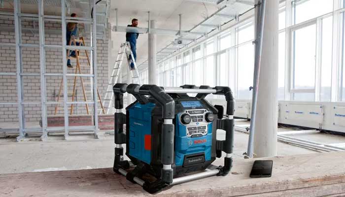 Radio de chantier BOSCH PRO GPB 18 V-5 SC